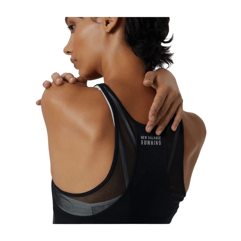Camiseta New Balance Sin Mangas Impact Run Negro Mujer 6 Camiseta New Balance Sin Mangas Impact Run Negro Mujer - Imagen 4